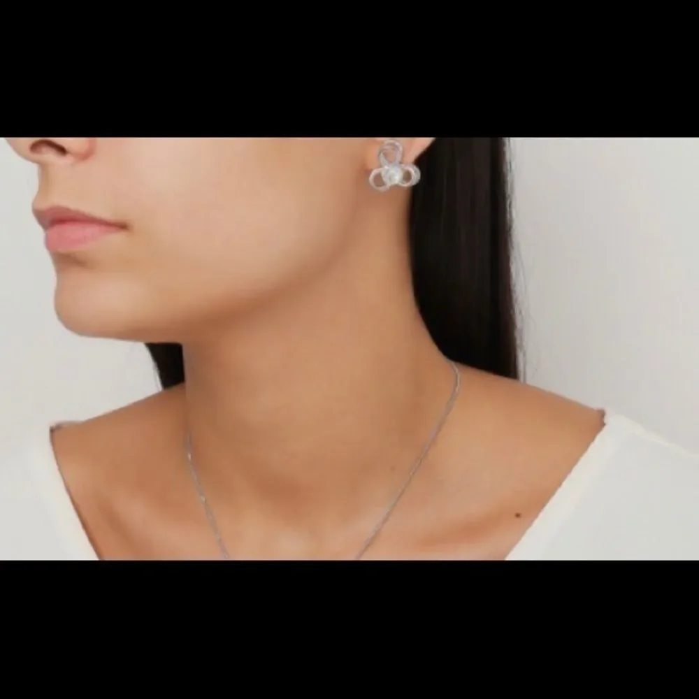 Swarovski authentic crystals White Rhodium Plated
